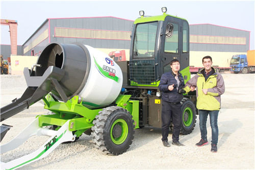<b>為什么攪拌車在路上還是不停的在轉(zhuǎn)動(dòng)？</b>