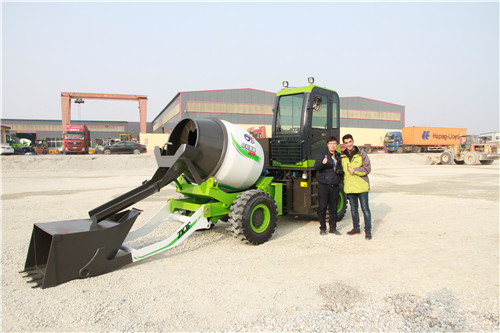 <b>自動上料混凝土攪拌車操作熄火的問題怎么解決？</b>